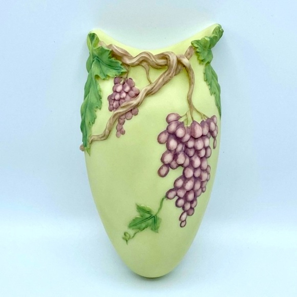 GRAPES Wall Pocket Vase - Ibis and Orchid Air Plants Dried Flowers Succulents